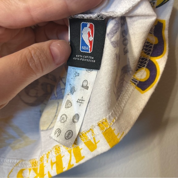 Youth NBA Los Angels Lakers 48 T-Shirt Size 14-16 - Picture 5 of 8
